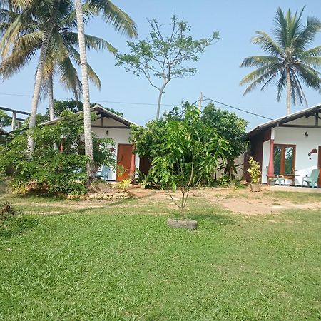 Freedom192 Hotel Weligama Kültér fotó